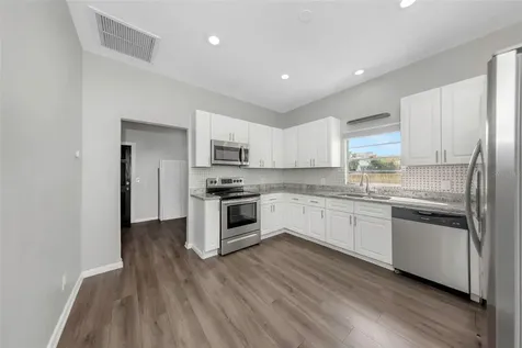 2613 N 21st Street Tampa FL 33605