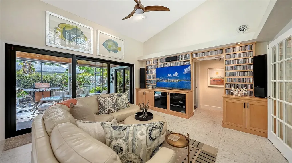 1855 Sherwood Street Sarasota FL 34231