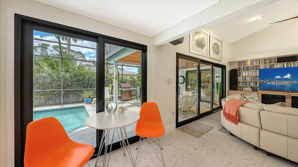 1855 Sherwood Street Sarasota FL 34231