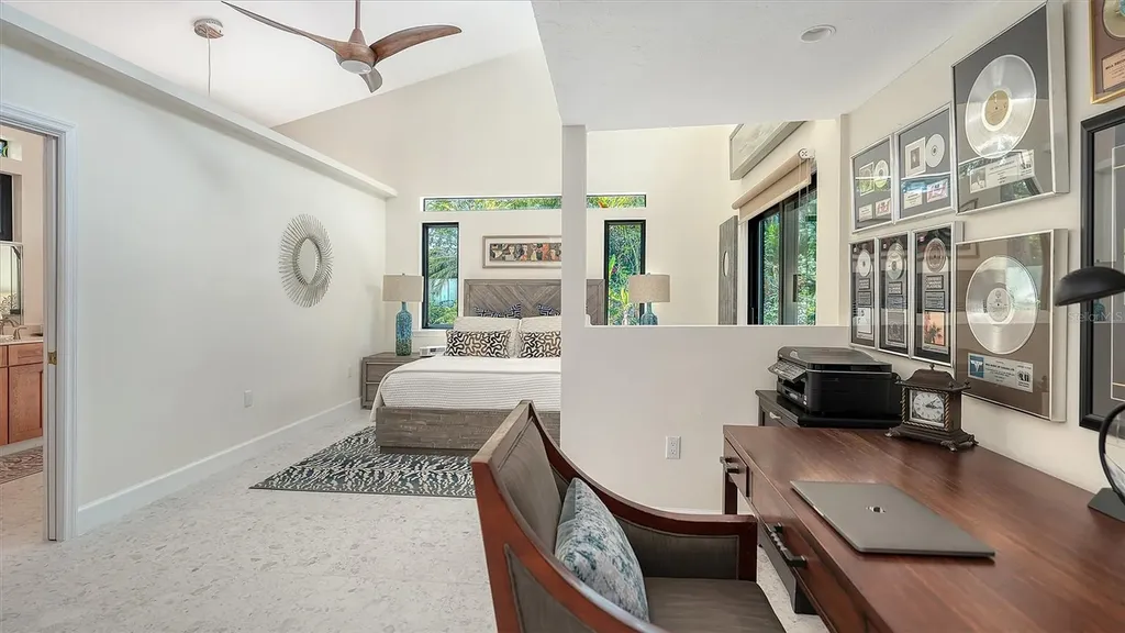 1855 Sherwood Street Sarasota FL 34231