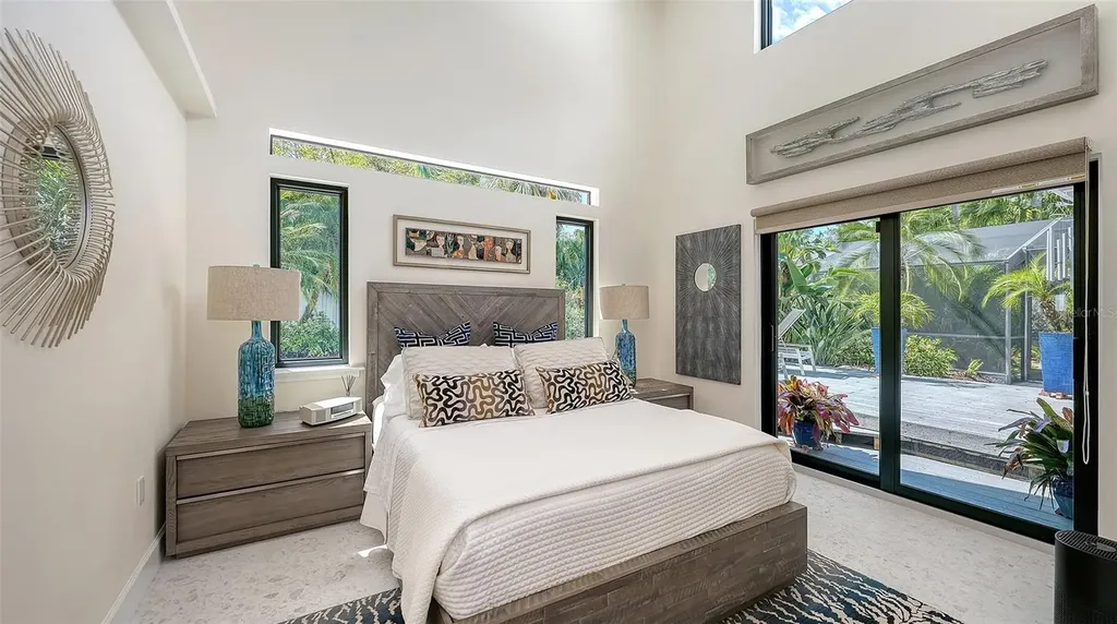 1855 Sherwood Street Sarasota FL 34231