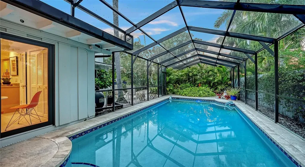 1855 Sherwood Street Sarasota FL 34231