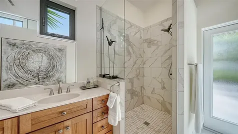 1855 Sherwood Street Sarasota FL 34231