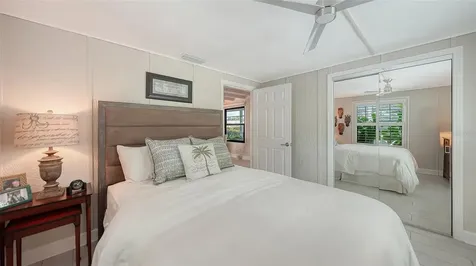 1855 Sherwood Street Sarasota FL 34231