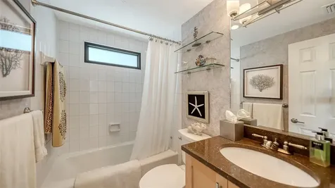 1855 Sherwood Street Sarasota FL 34231
