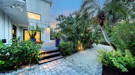 1855 Sherwood Street Sarasota FL 34231