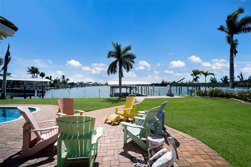 90 Buccaneer Bend Placida FL 33946