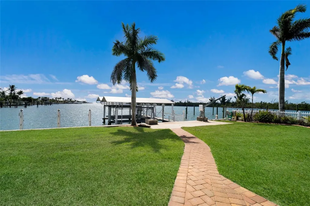 90 Buccaneer Bend Placida FL 33946