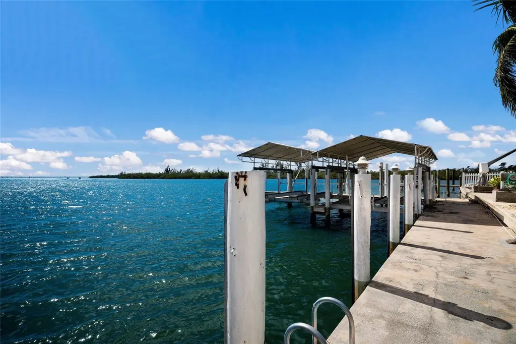 90 Buccaneer Bend Placida FL 33946