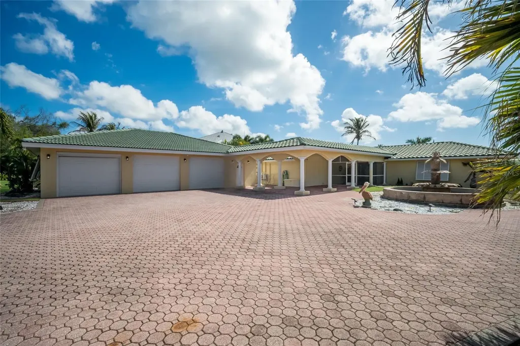 90 Buccaneer Bend Placida FL 33946
