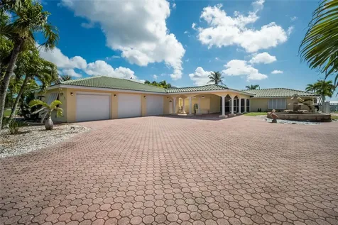90 Buccaneer Bend Placida FL 33946