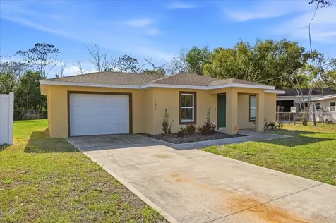 205 Westwood Avenue Winter Haven FL 33880