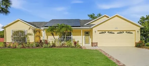 5303 Las Flores Viaduct New Port Richey FL 34655