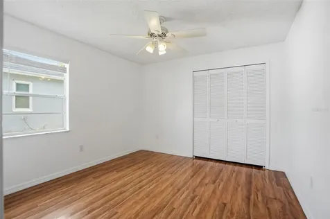5303 Las Flores Viaduct New Port Richey FL 34655