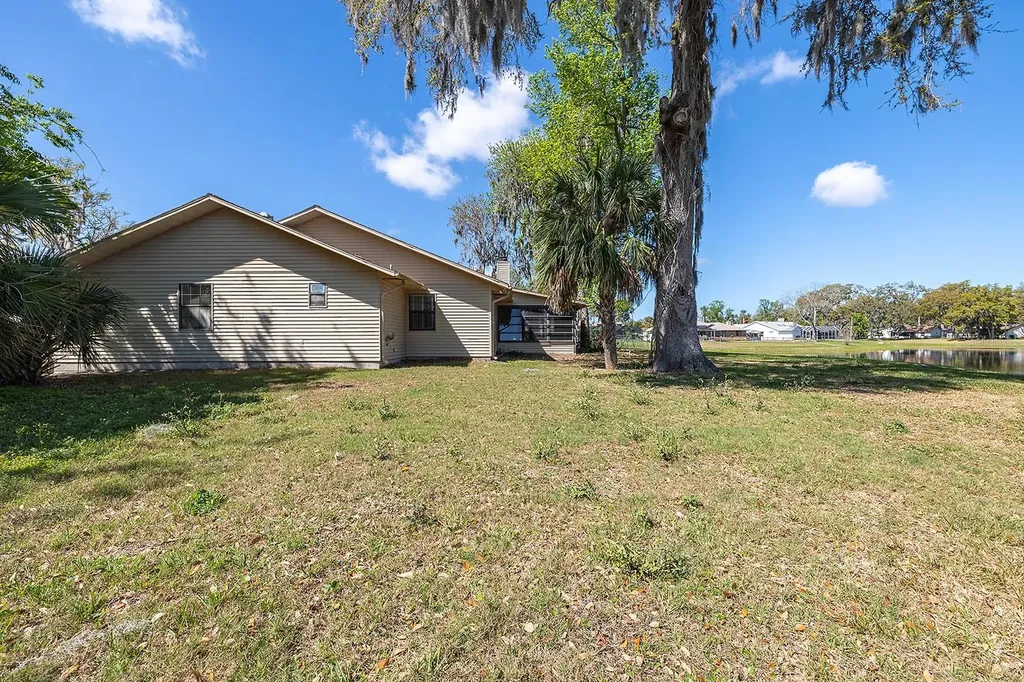 627 Ipswich Lane Port Orange FL 32127