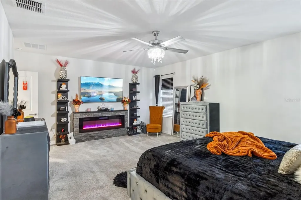 1814 Red Loop Lakeland FL 33801