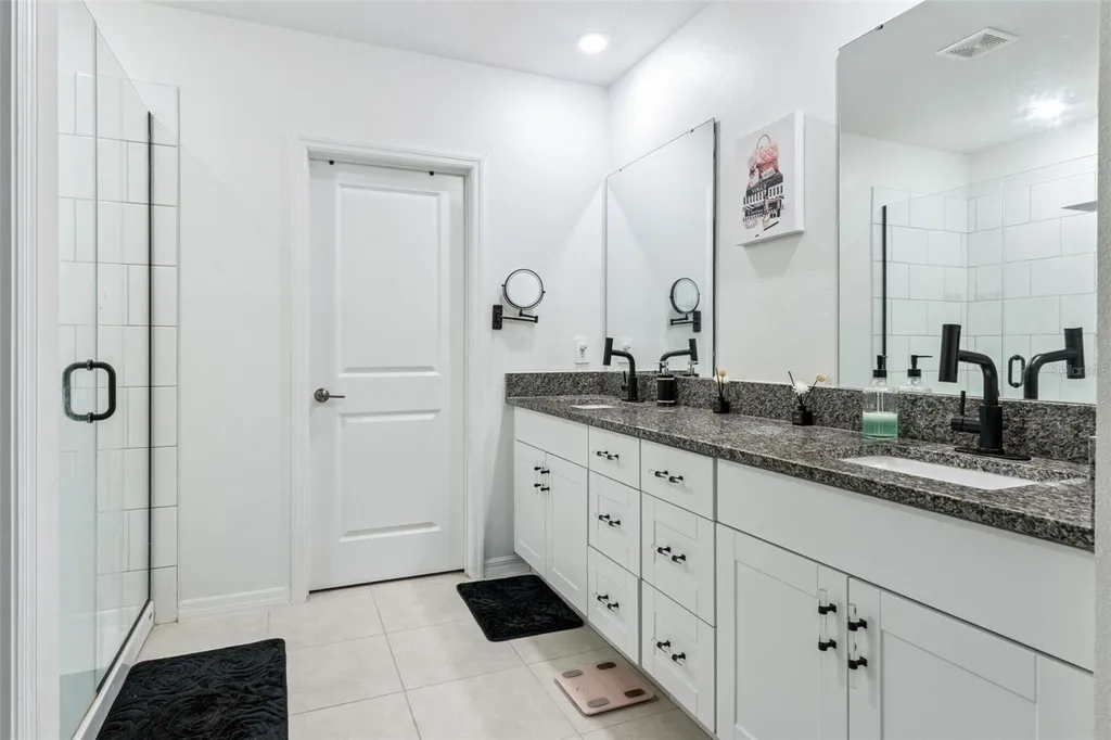 1814 Red Loop Lakeland FL 33801