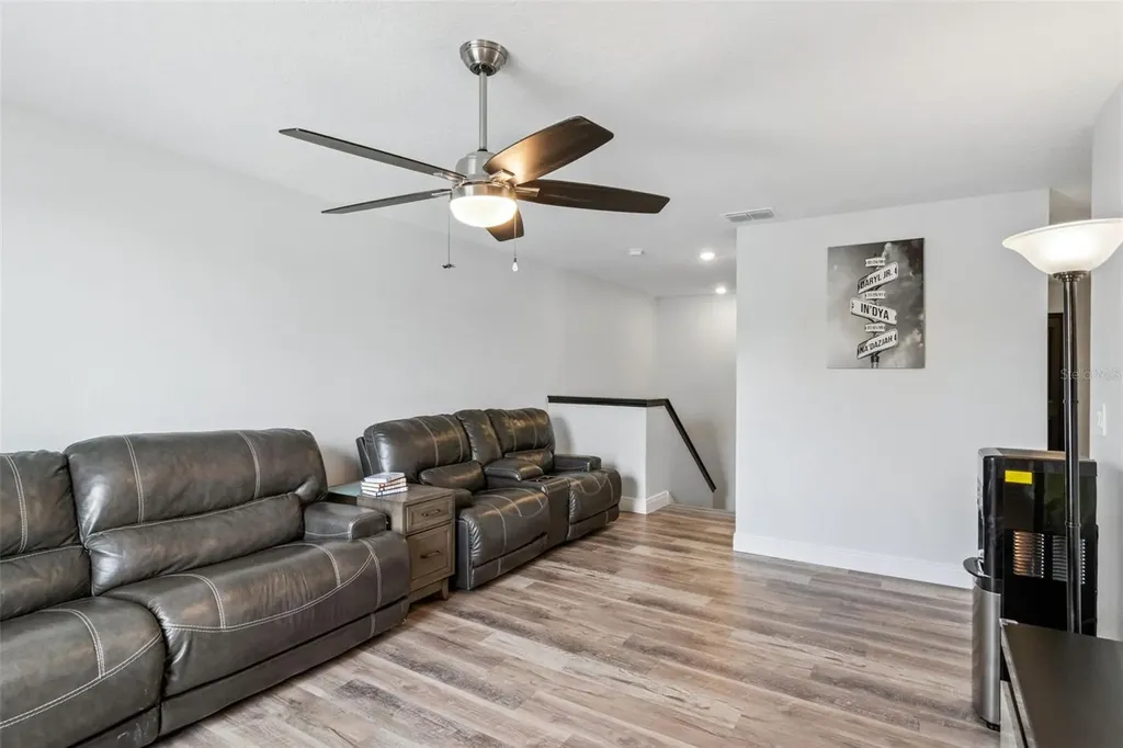 1814 Red Loop Lakeland FL 33801