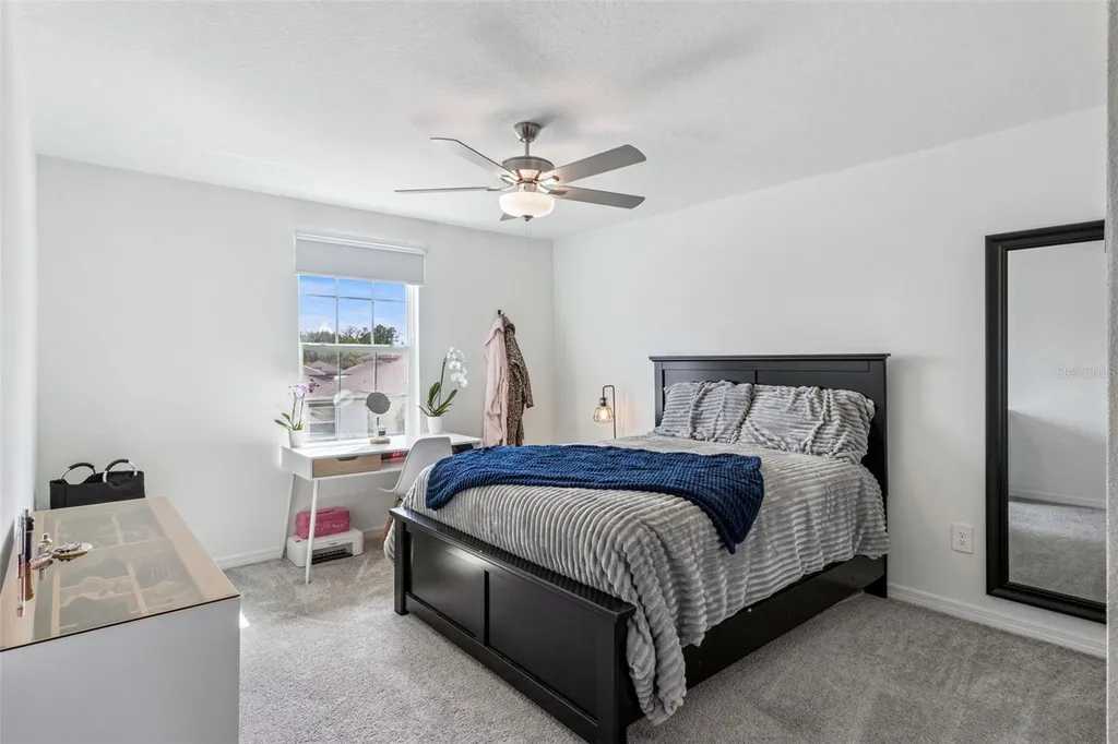 1814 Red Loop Lakeland FL 33801