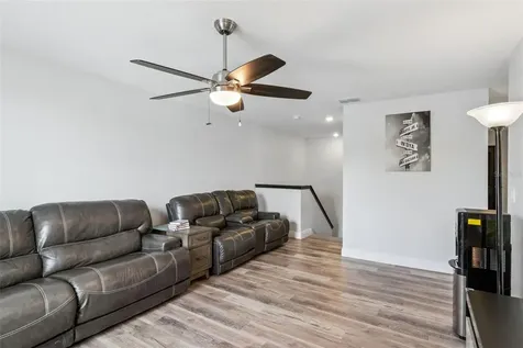 1814 Red Loop Lakeland FL 33801