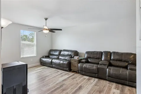 1814 Red Loop Lakeland FL 33801