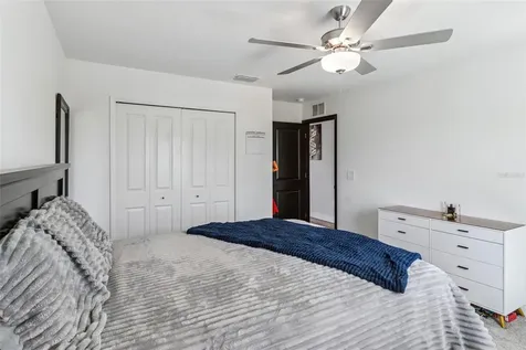 1814 Red Loop Lakeland FL 33801