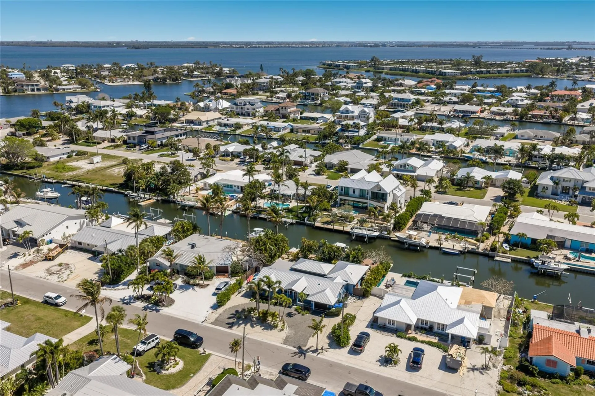517 70th Street Holmes Beach FL 34217