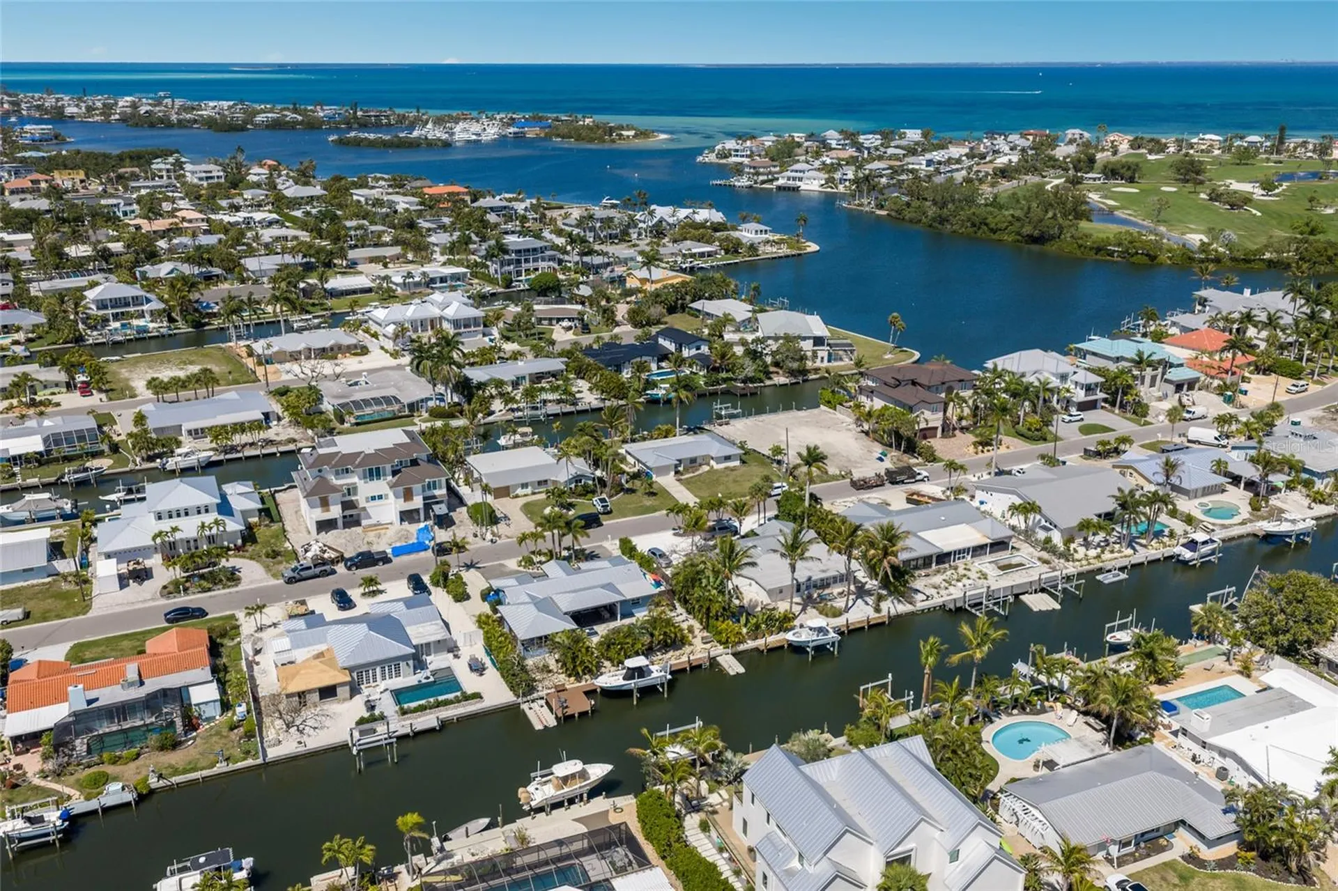 517 70th Street Holmes Beach FL 34217