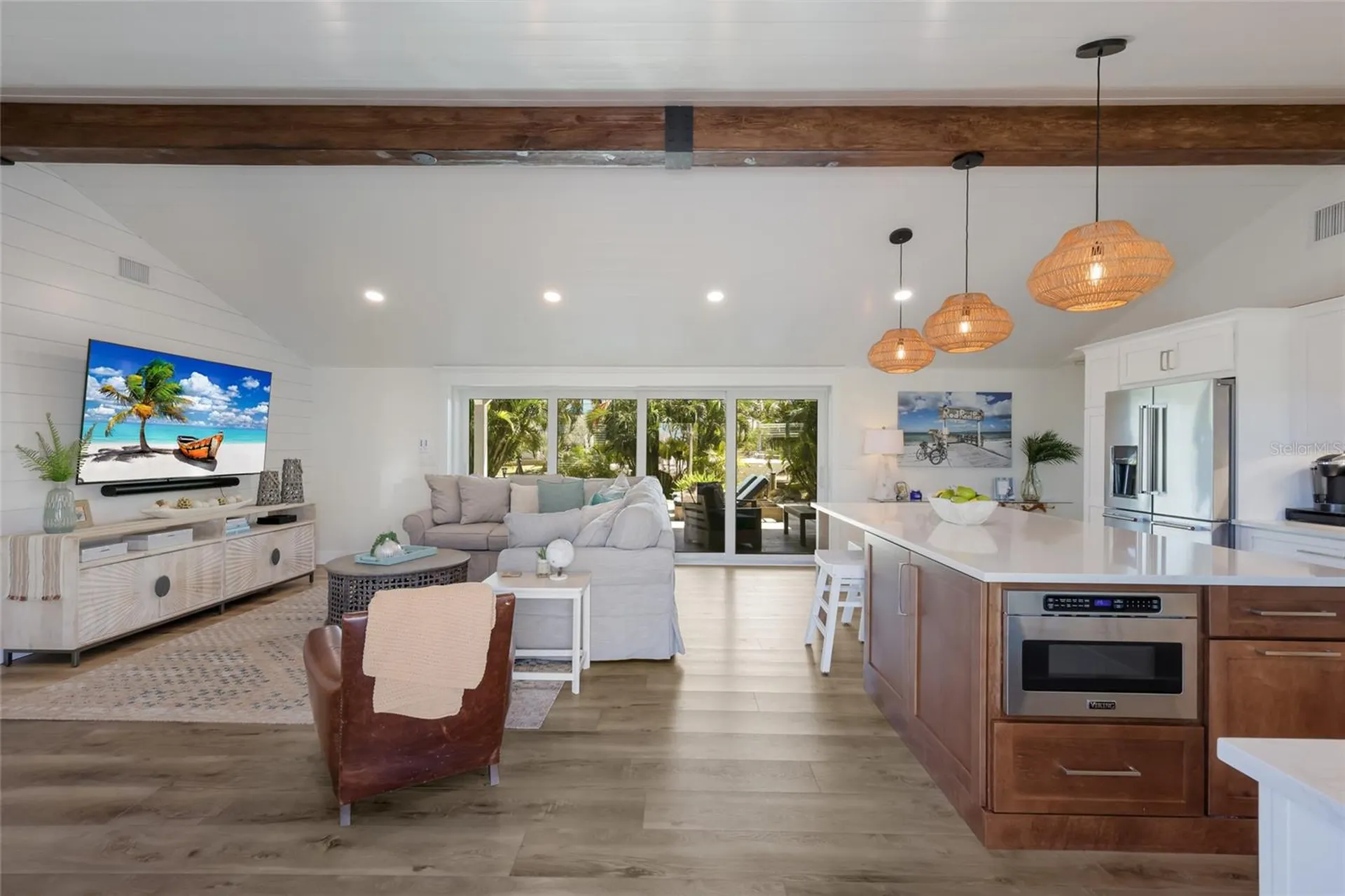 517 70th Street Holmes Beach FL 34217