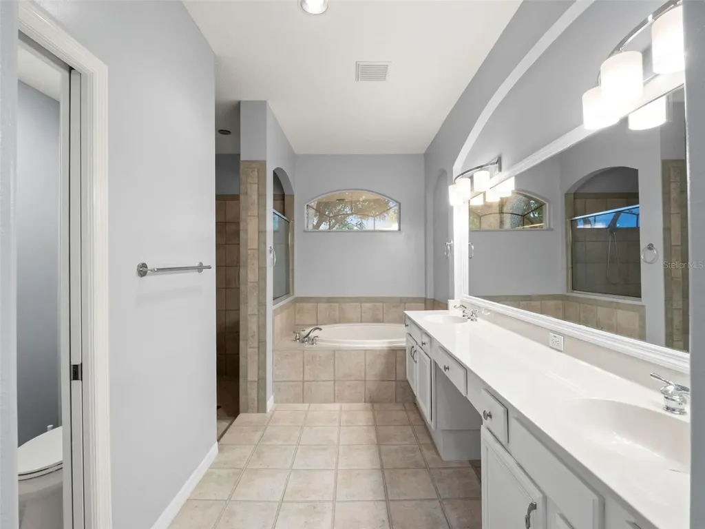 17923 Arbor Greene Drive Tampa FL 33647