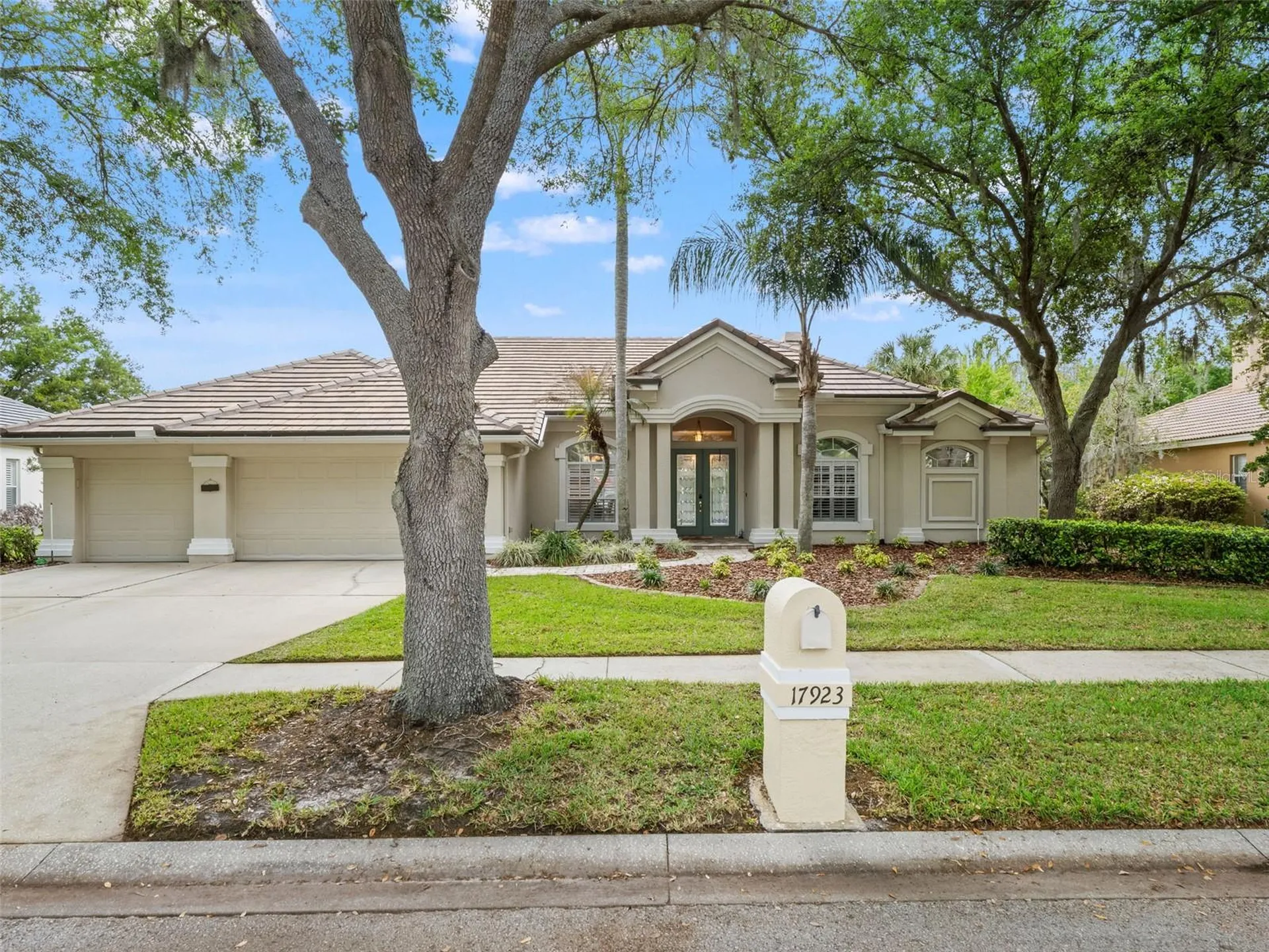 17923 Arbor Greene Drive Tampa FL 33647