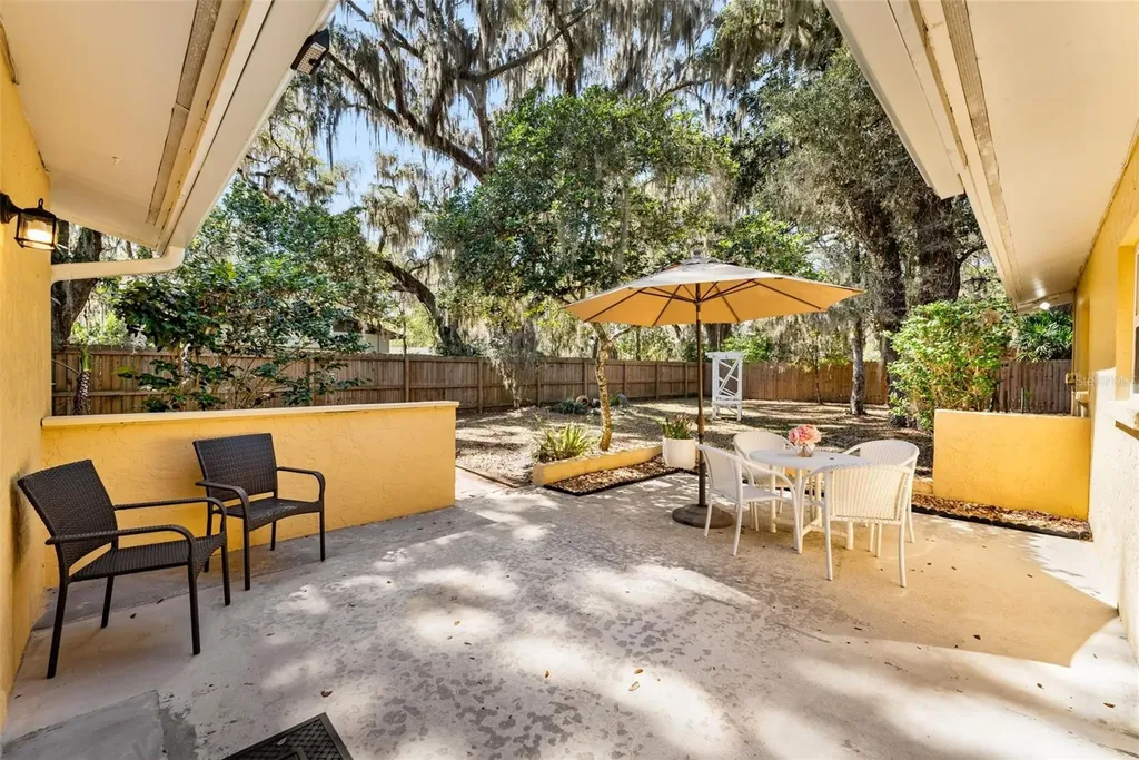 1909 SW 48th Avenue Gainesville FL 32608