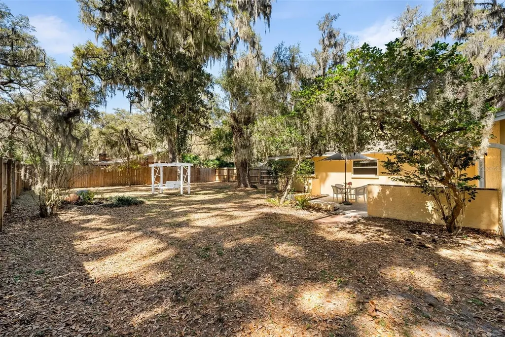 1909 SW 48th Avenue Gainesville FL 32608