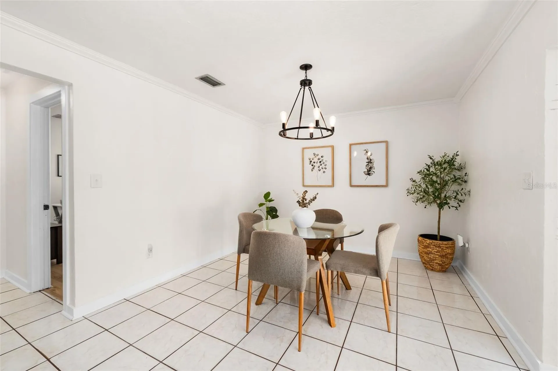 1909 SW 48th Avenue Gainesville FL 32608