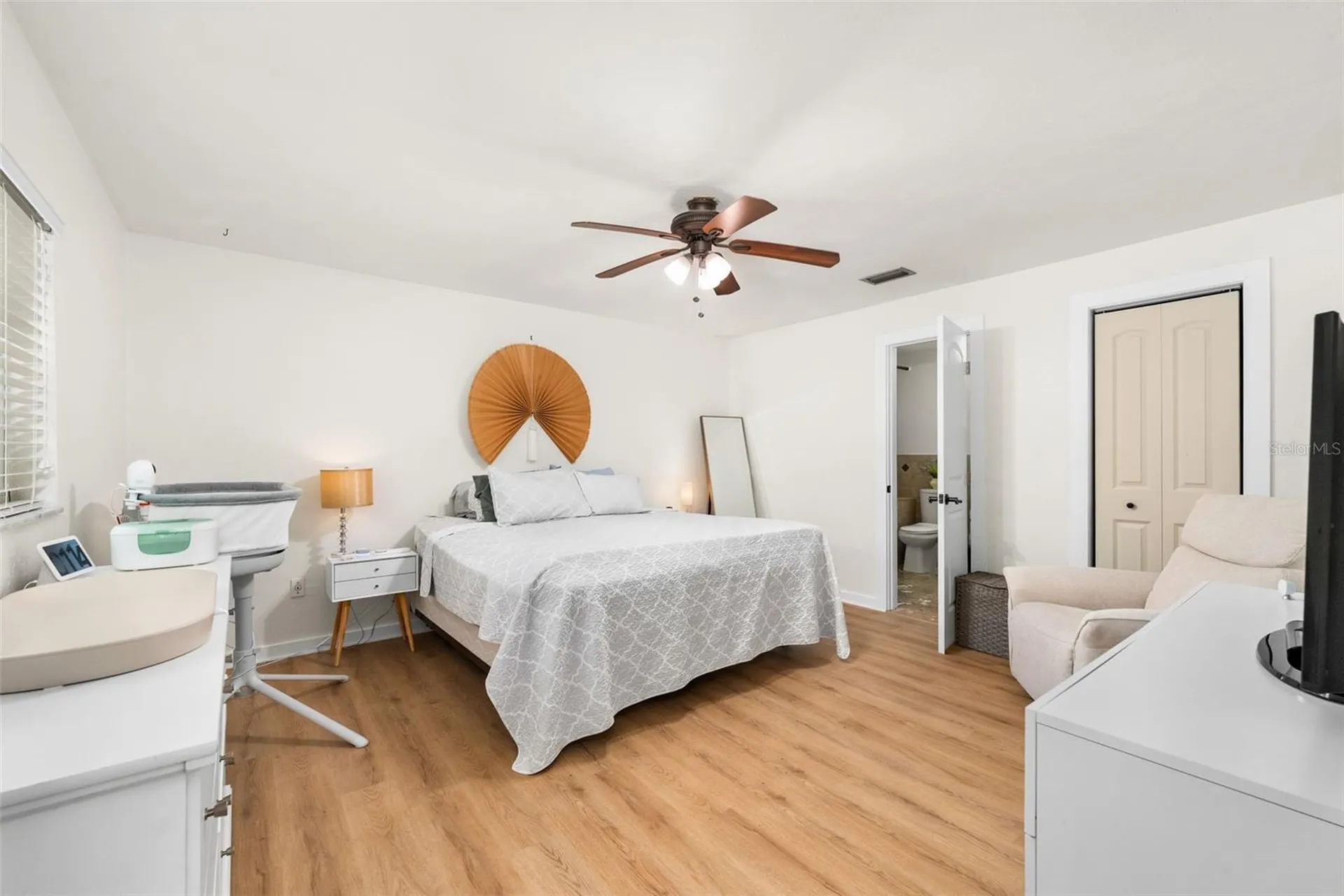 1909 SW 48th Avenue Gainesville FL 32608