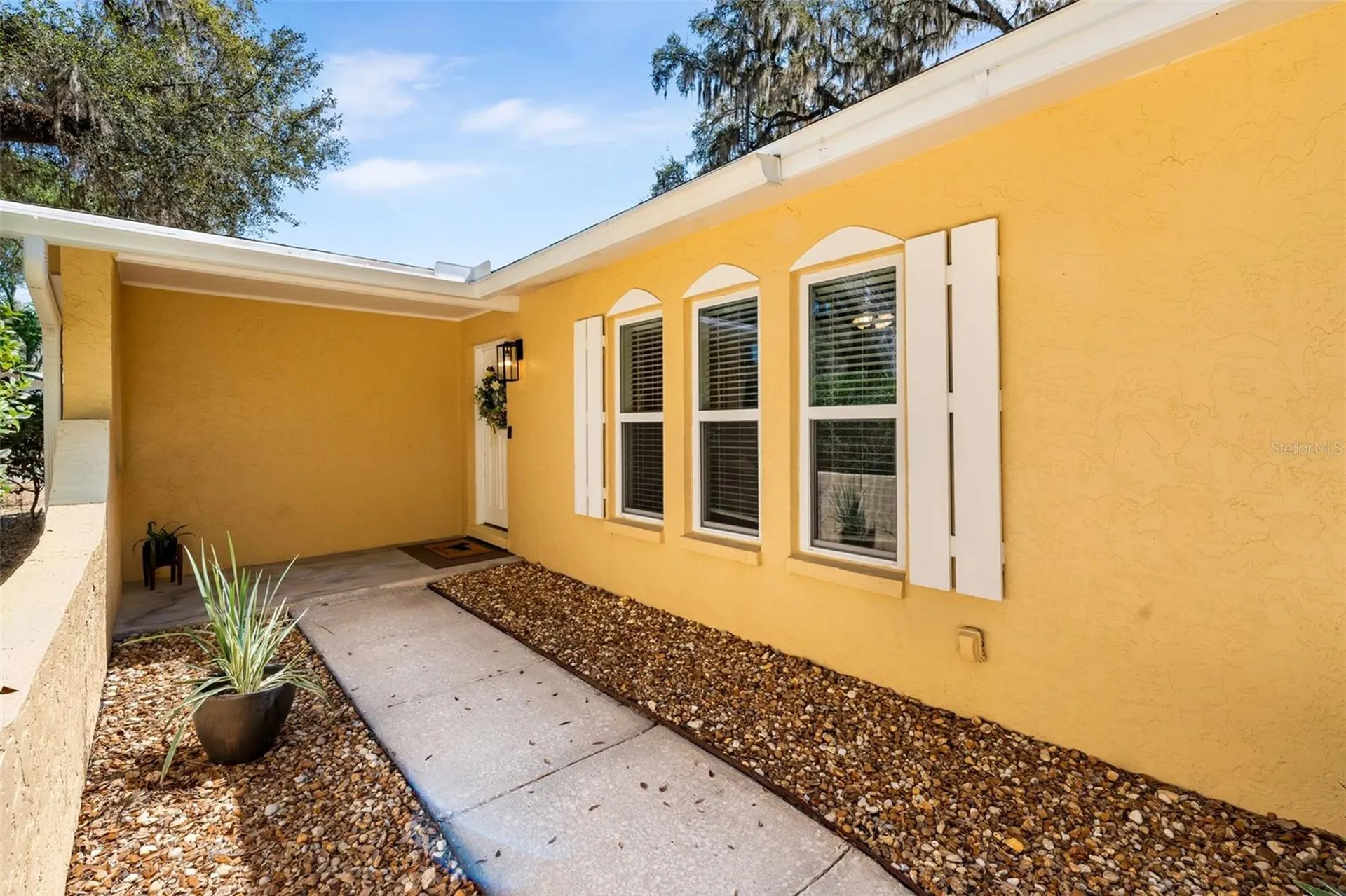 1909 SW 48th Avenue Gainesville FL 32608