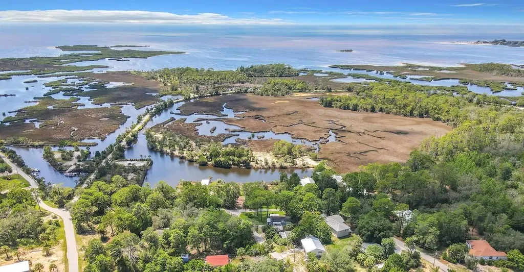 4489 Fishman Avenue Weeki Wachee FL 34607