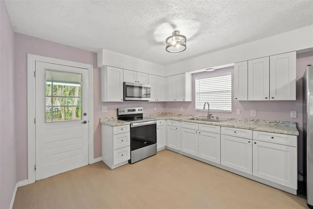 4489 Fishman Avenue Weeki Wachee FL 34607