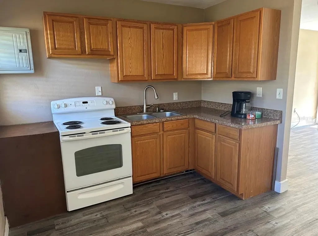 607 E Johns Avenue Mount Dora FL 32757