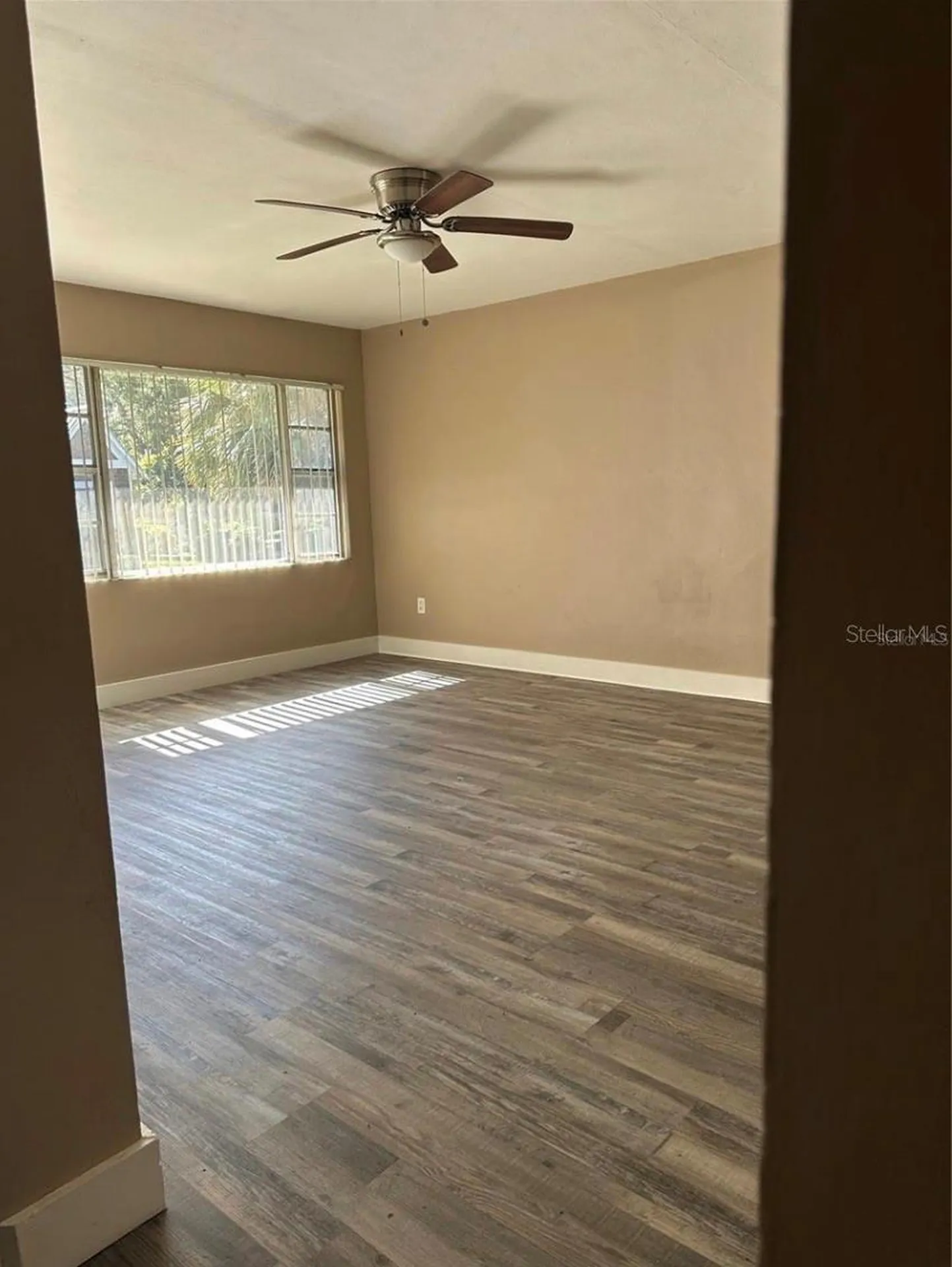 607 E Johns Avenue Mount Dora FL 32757