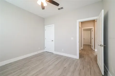 1055 Desmoines Lane Poinciana FL 34759