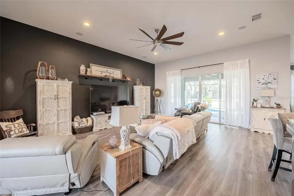 1564 Cordgrass Way Lakeland FL 33813