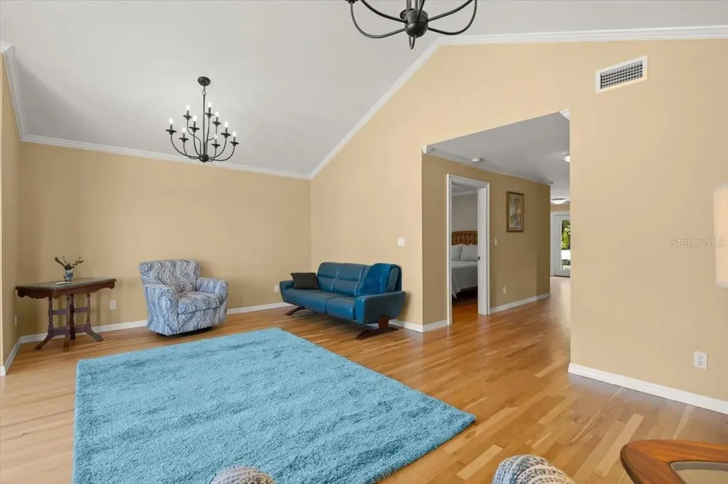 1517 N Halifax Avenue Daytona Beach FL 32118