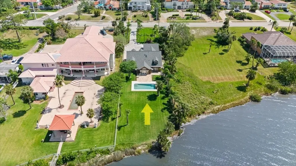 1517 N Halifax Avenue Daytona Beach FL 32118