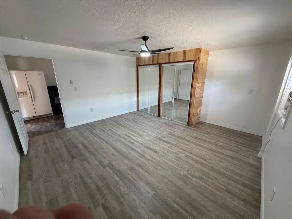 306 N Iona Avenue Fruitland Park FL 34731
