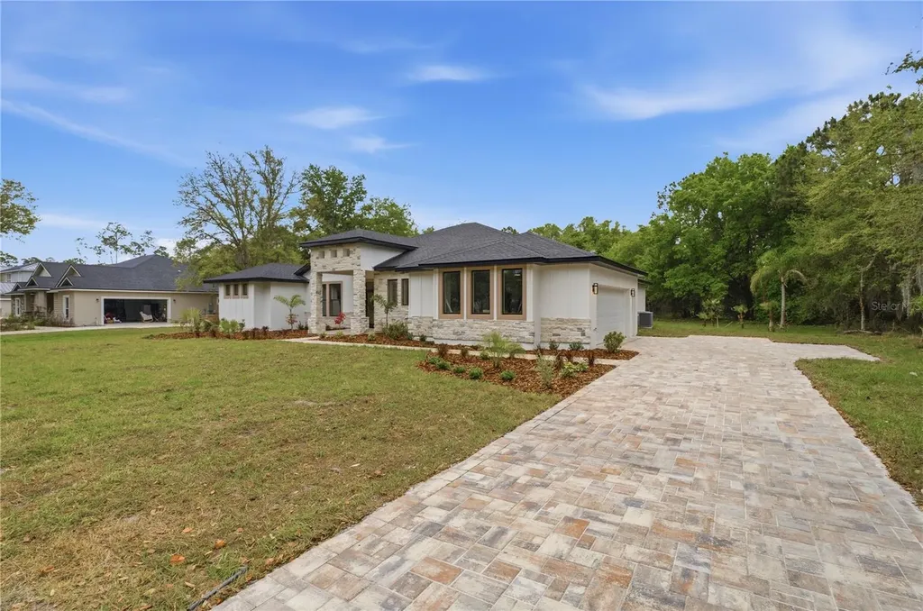1516 Pine Island Road Kissimmee FL 34744