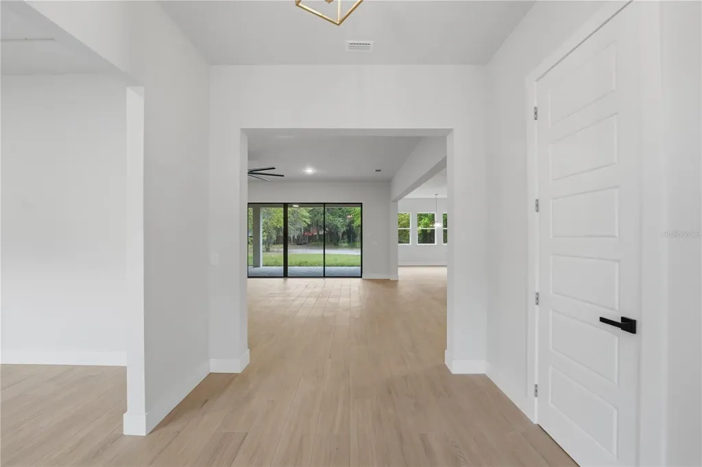 1516 Pine Island Road Kissimmee FL 34744
