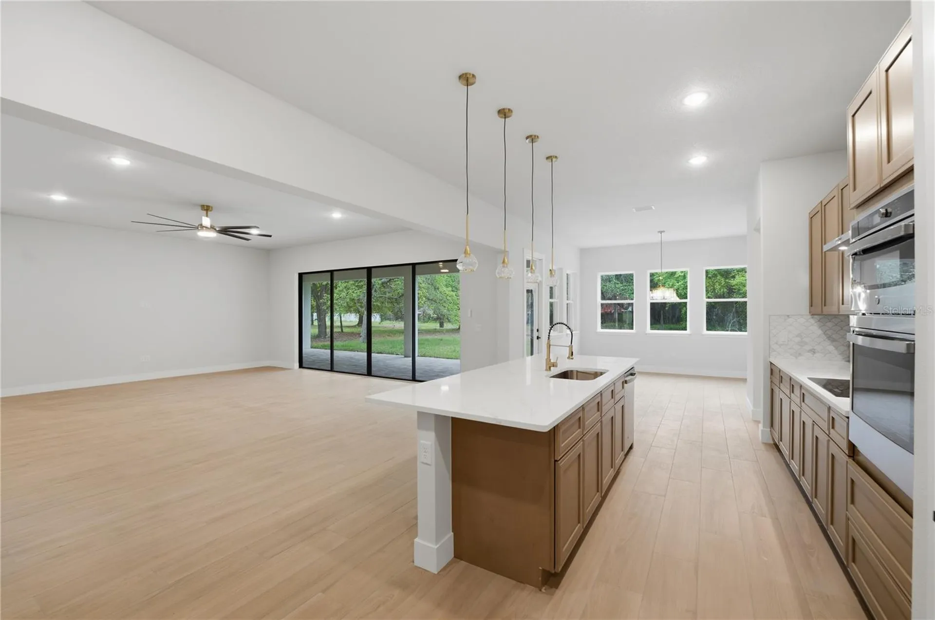 1516 Pine Island Road Kissimmee FL 34744