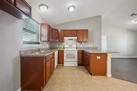 7 Willow Run Ocala FL 34472