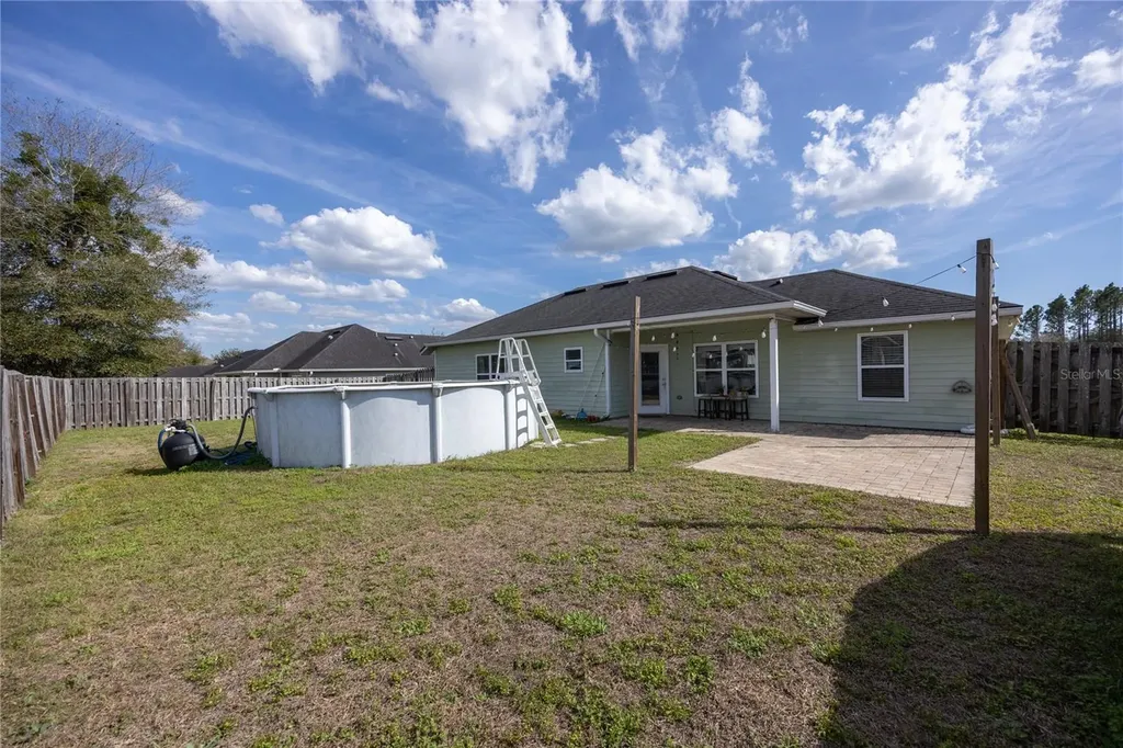 25558 NW 8th Road Newberry FL 32669